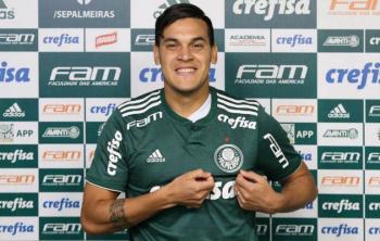 Gomez seguirá en Palmeiras